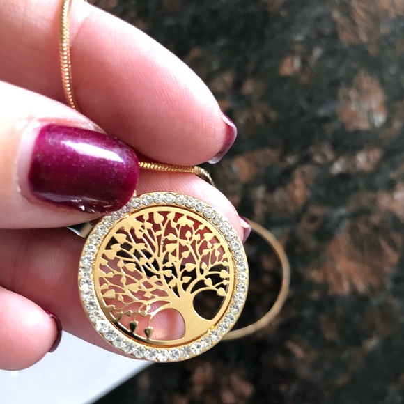 ✨Tree of Life Crystal Encrusted Gold Pendant✨ - Picture 7 of 7